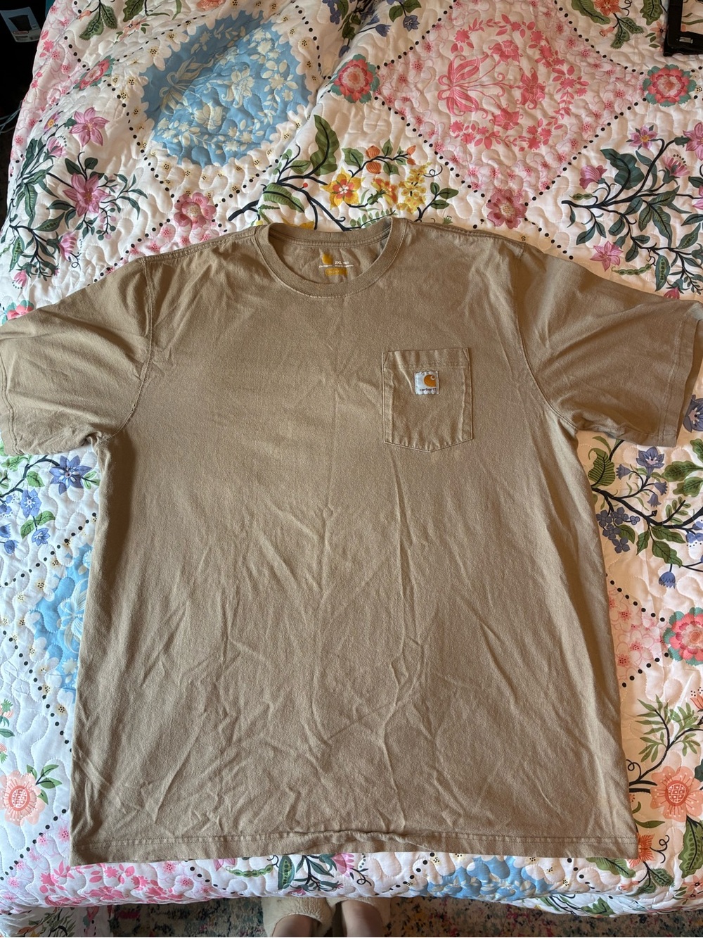 Carhartt Short-Sleeve Pocket Tee in Khaki